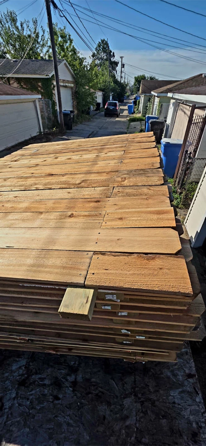 Stack of Natural cedar wood Fence Pickets - photo 3