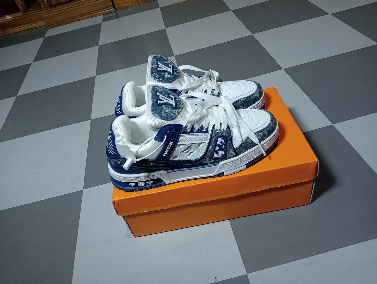 Louis Vuitton Blue Running Shoes - photo 2
