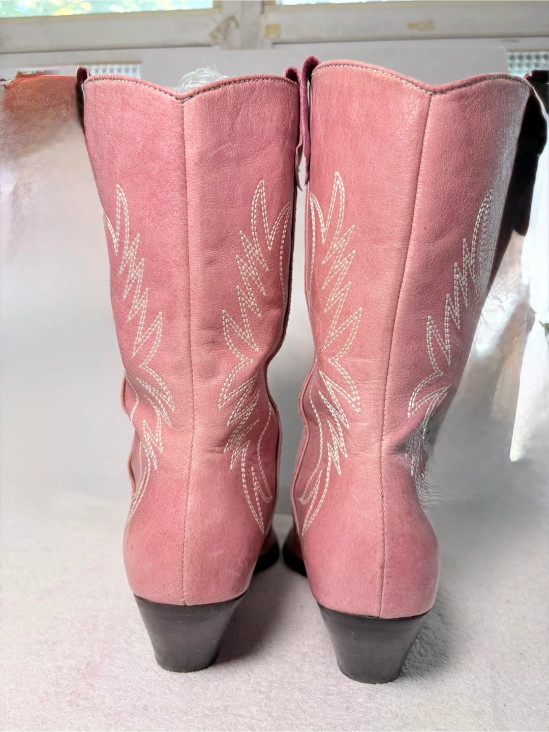 Pink Cowboy / Western Women’s Fashion Boots sz 36 - photo 3
