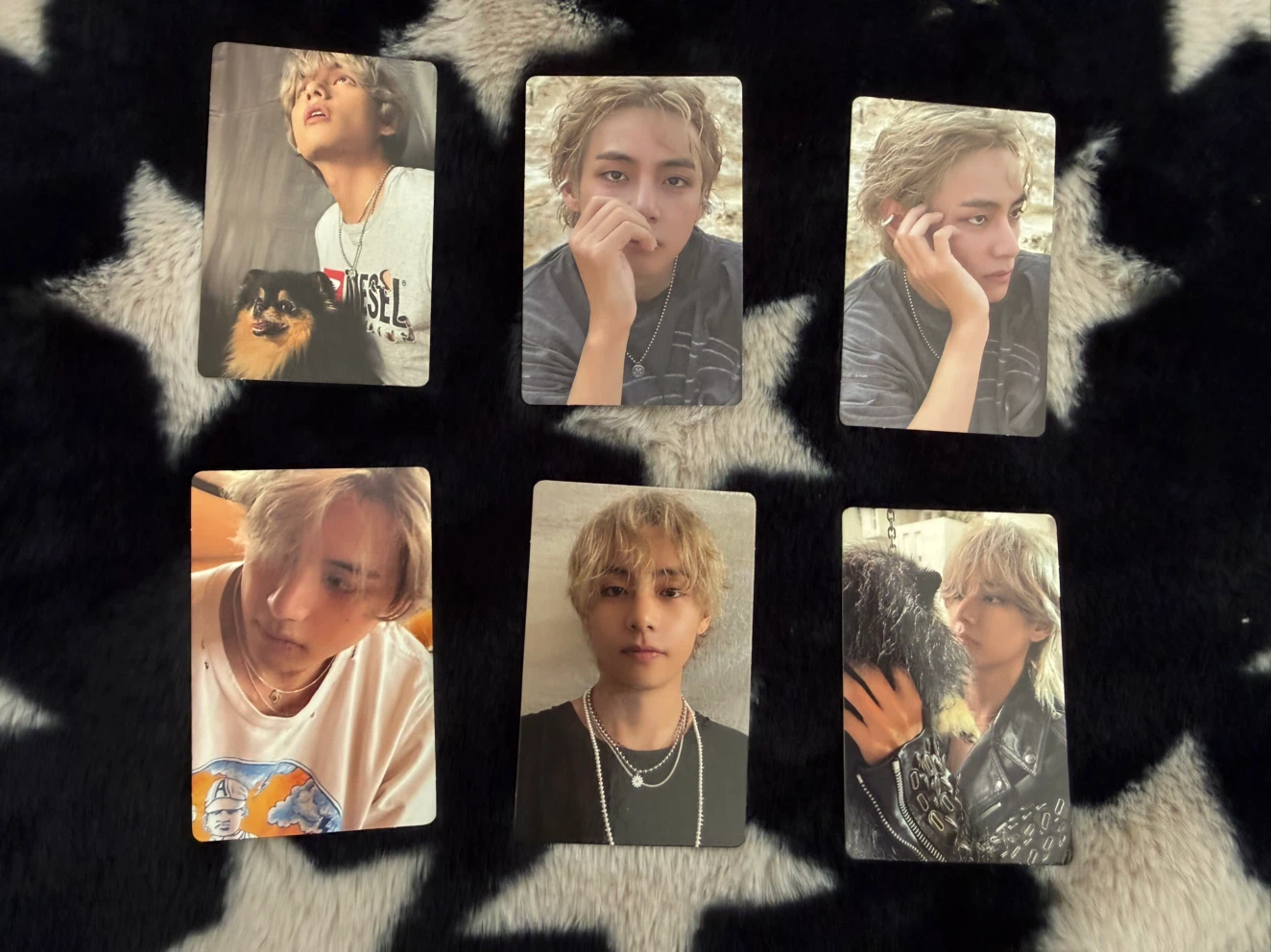 Assorted Taehyung ‘Layover’ photocards