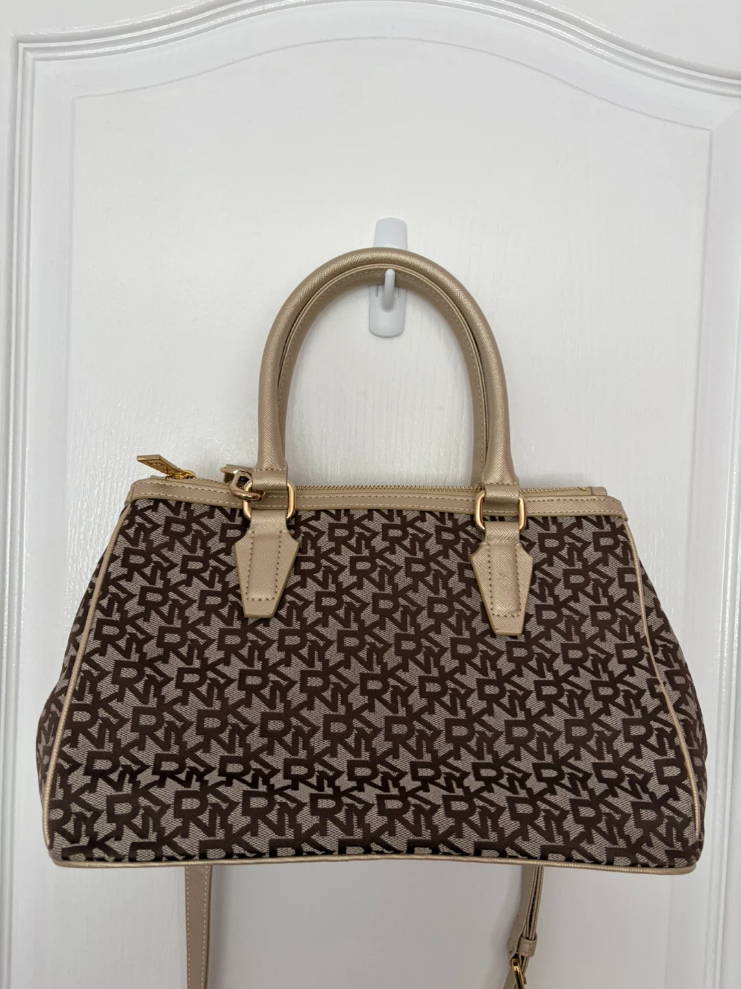 DKNY Purse - photo 2