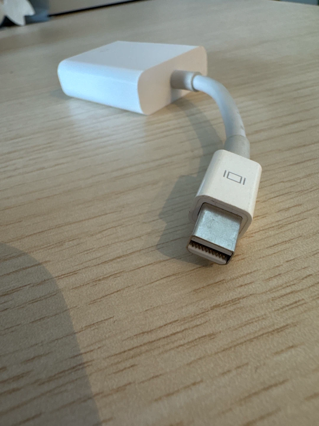 Apple Mini DisplayPort to VGA Adapter - photo 3