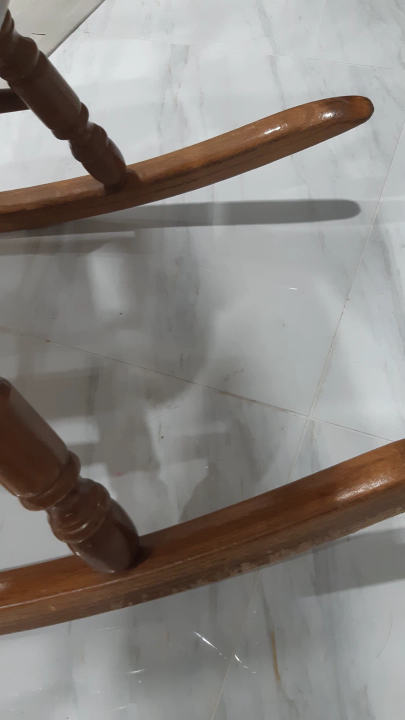 Solid Wood Rocking Chair (GREAT Condition) - photo 4