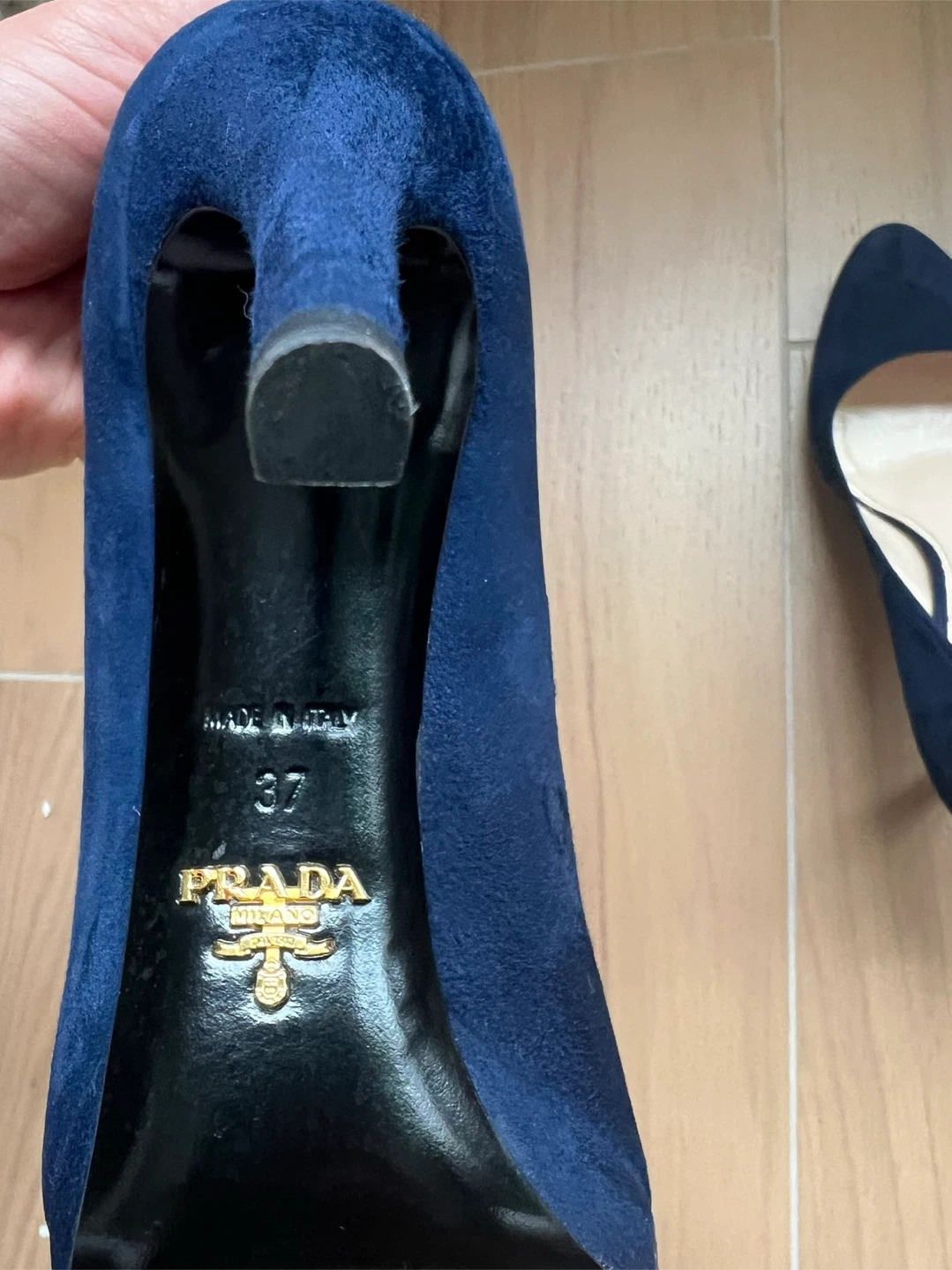 Prada woman shoes for sale - photo 2