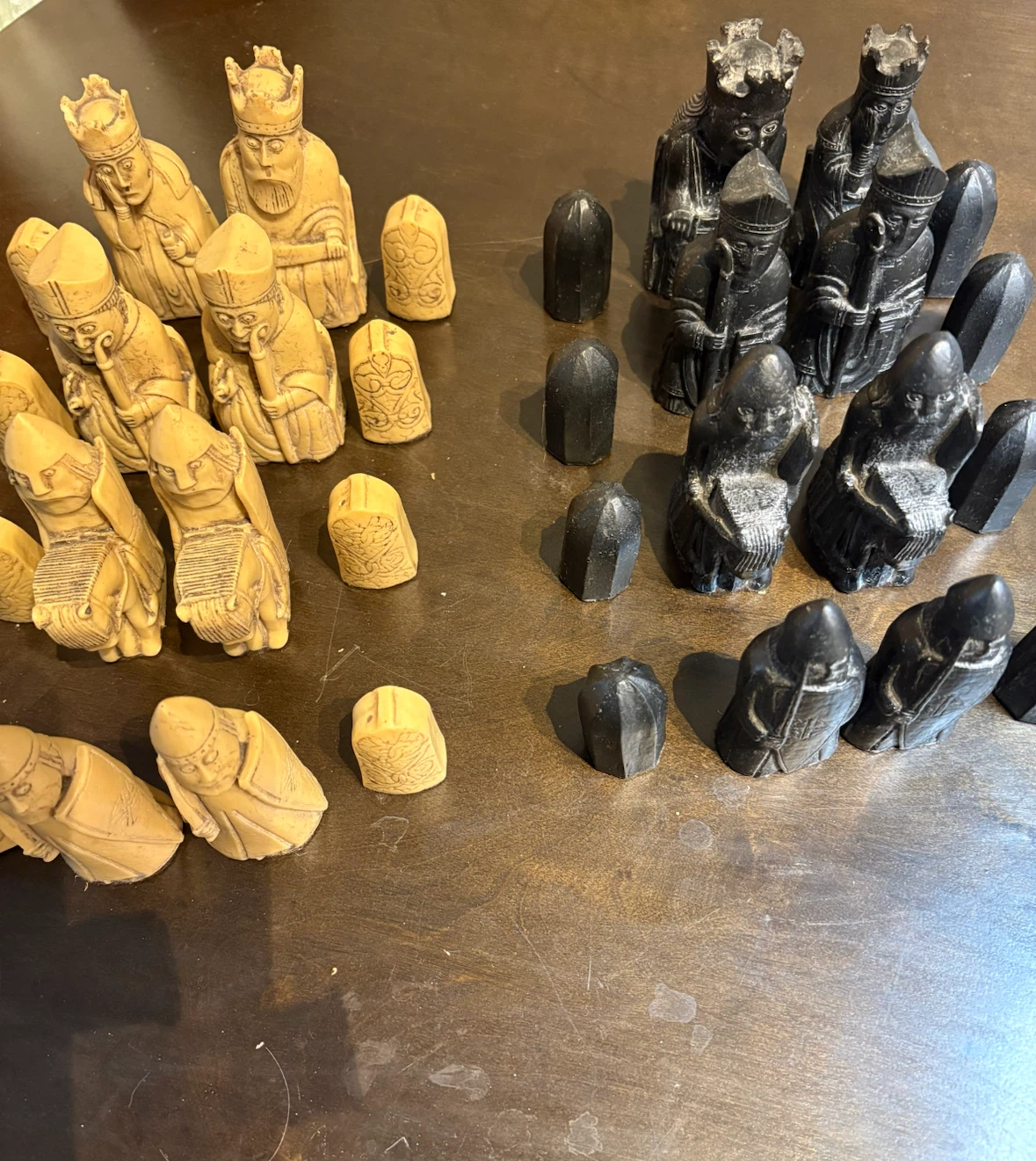 Isle of Lewis Chess Set with Wooden Board - photo 4