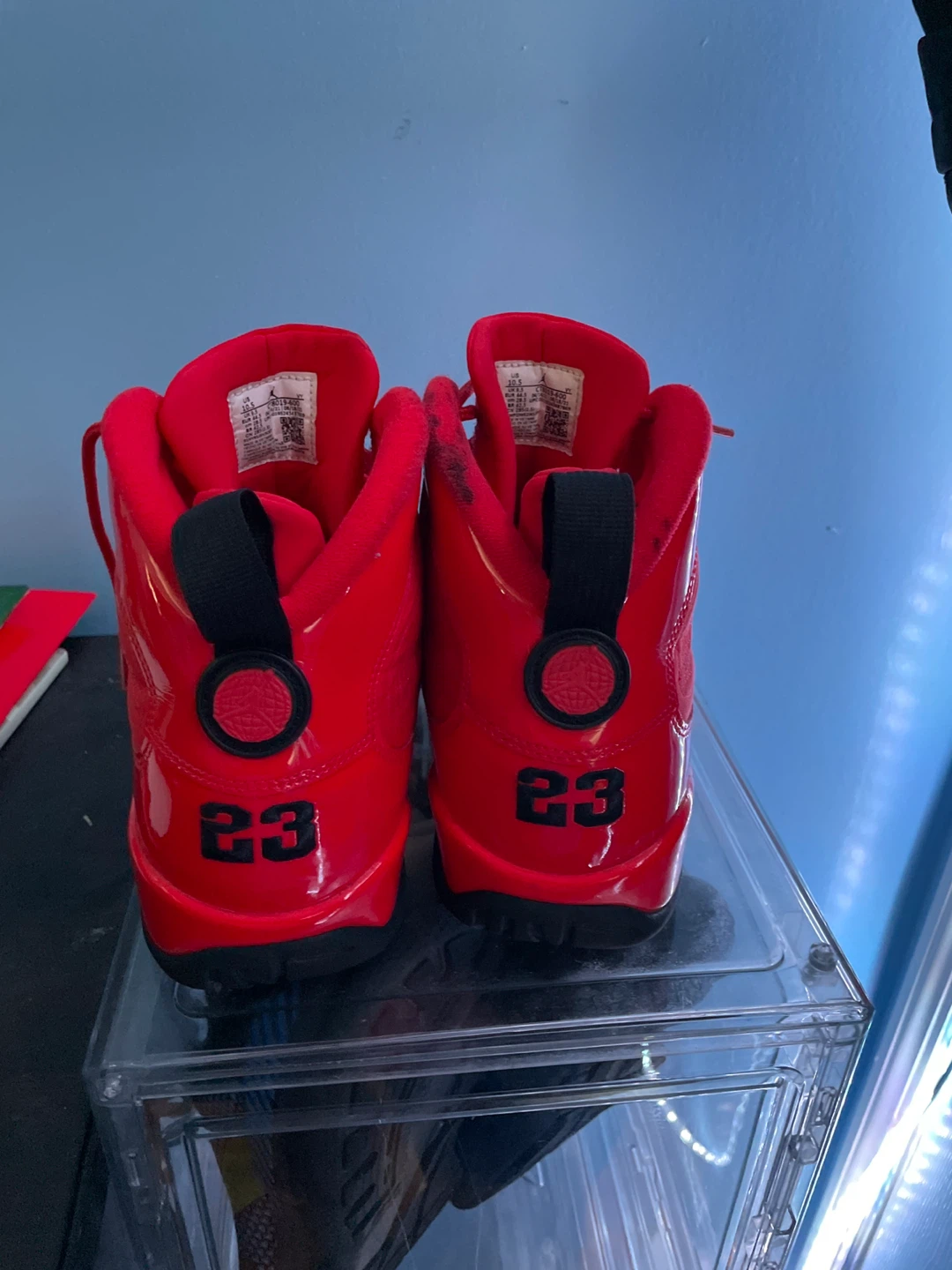 Air Jordan 9 Retro Chile Red Sneakers - photo 3