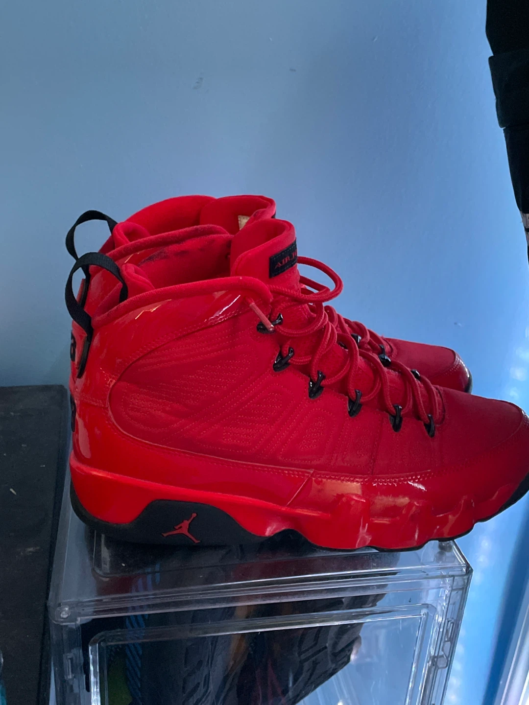 Air Jordan 9 Retro Chile Red Sneakers - photo 4