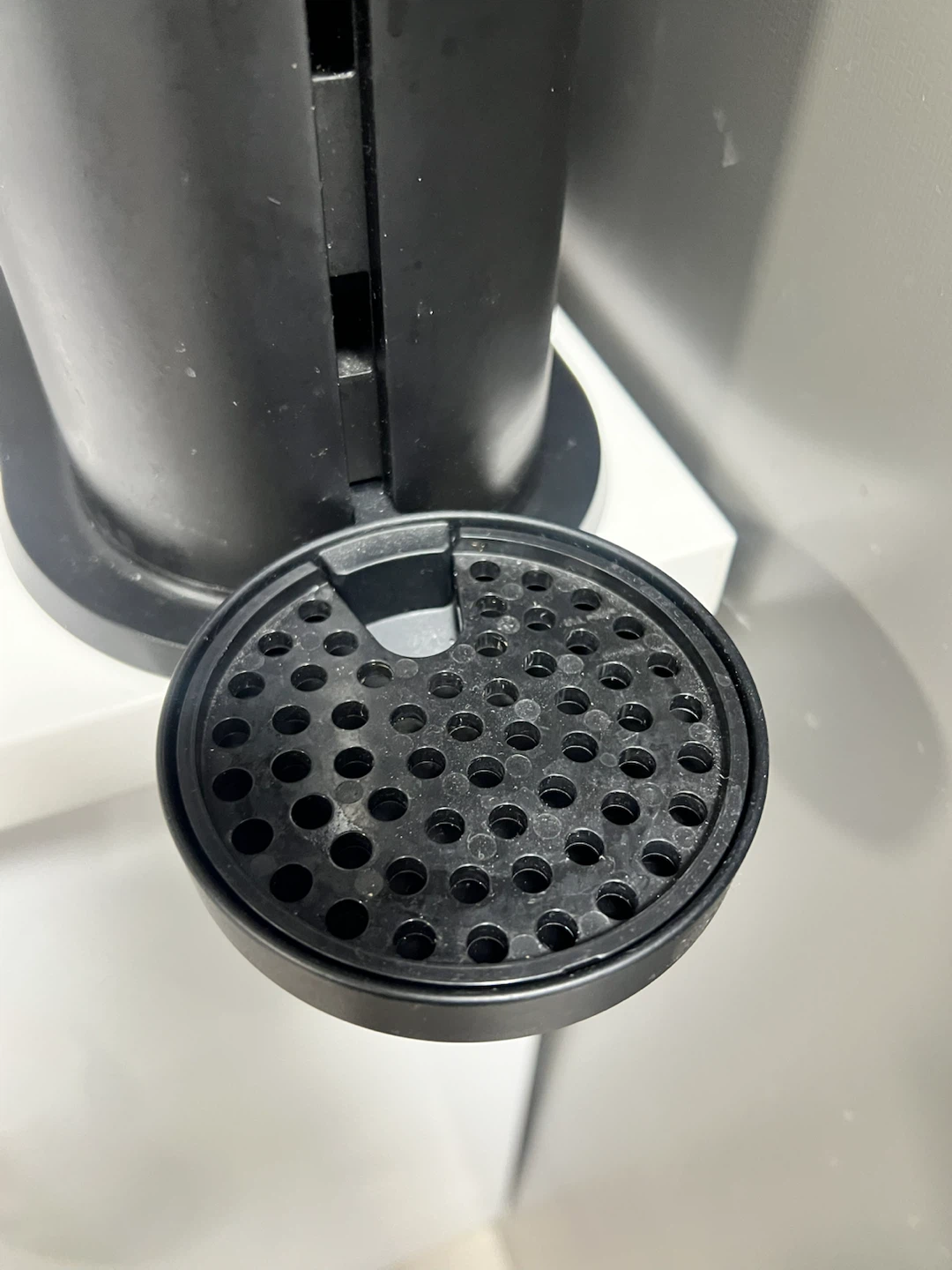 Nespresso Vertuo Pop+ Coffee Machine - photo 4