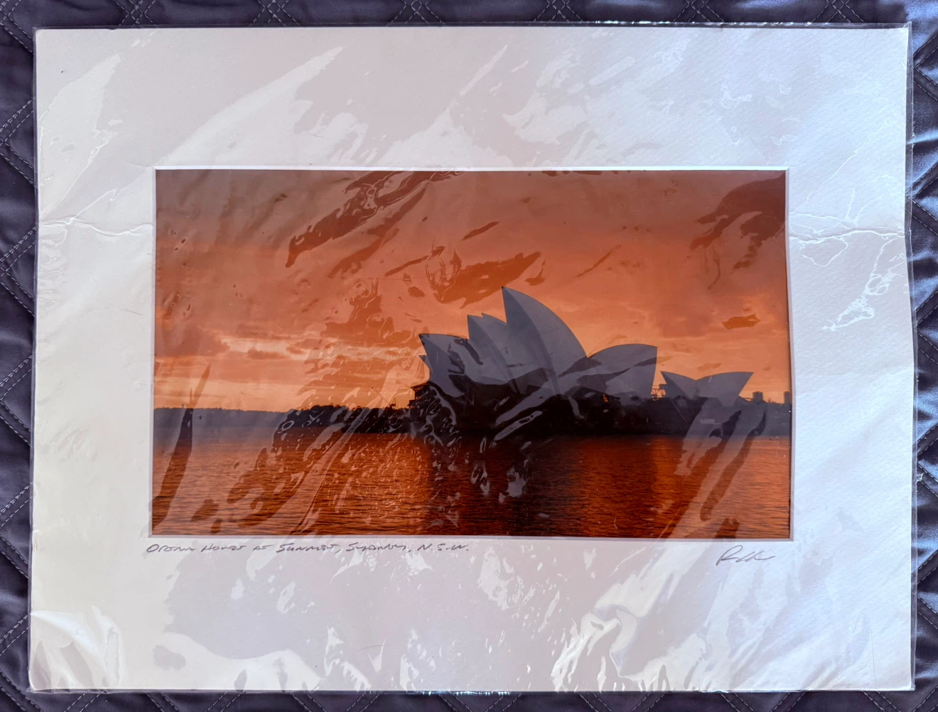 New • Sealed W Tag • SIGNED • SYDNEY OPERA HOUSE
