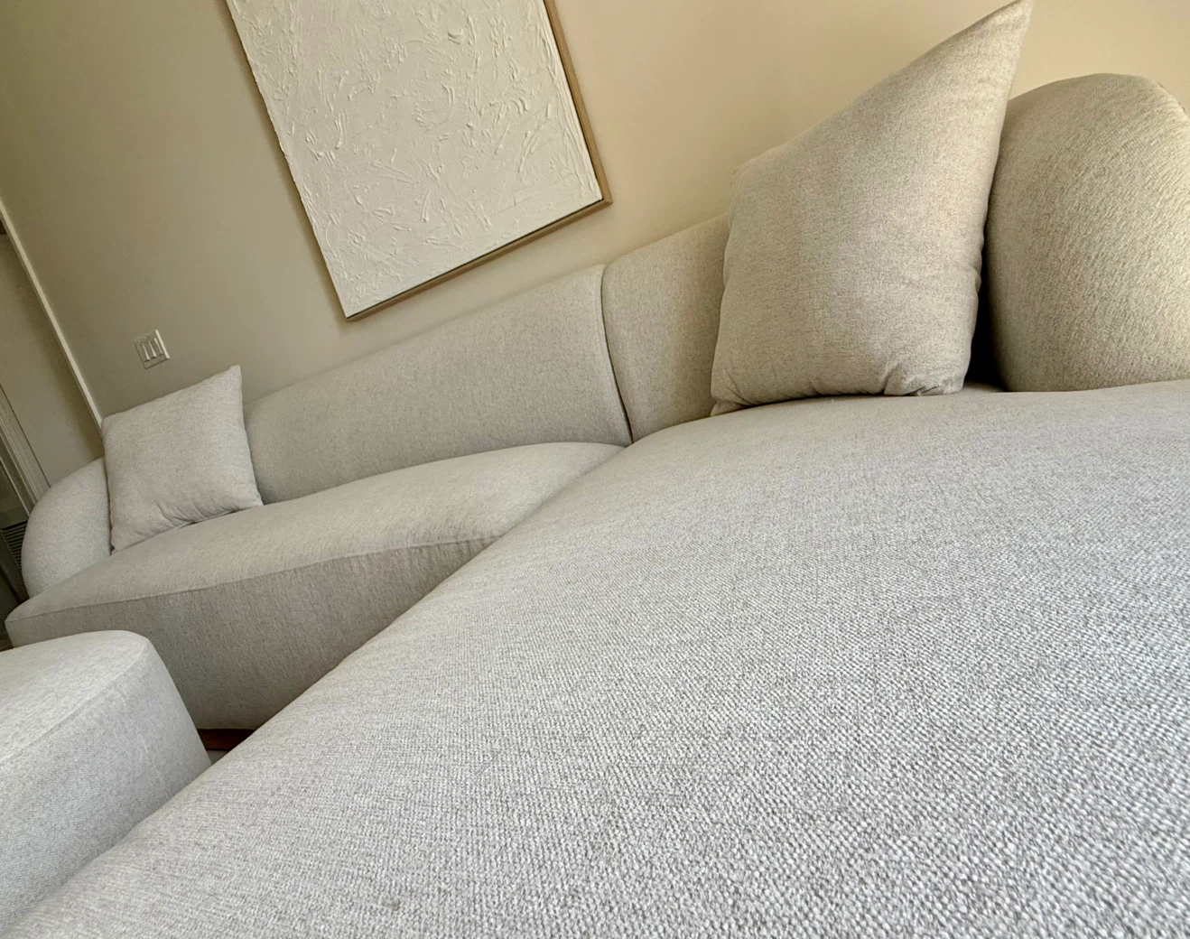 Modern 2-Piece Sectional Sofa with Matching Ottoman - photo 3