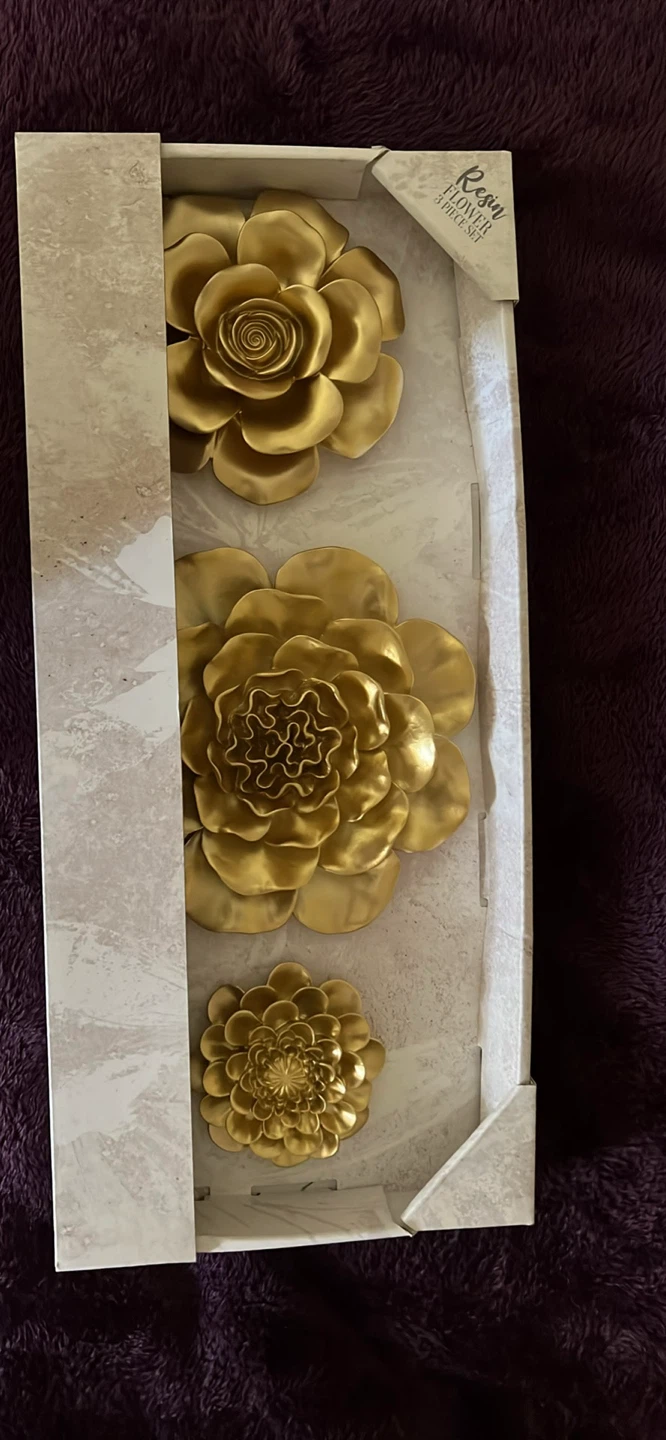 3 Piece Gold Resin Flower Wall Decor Set