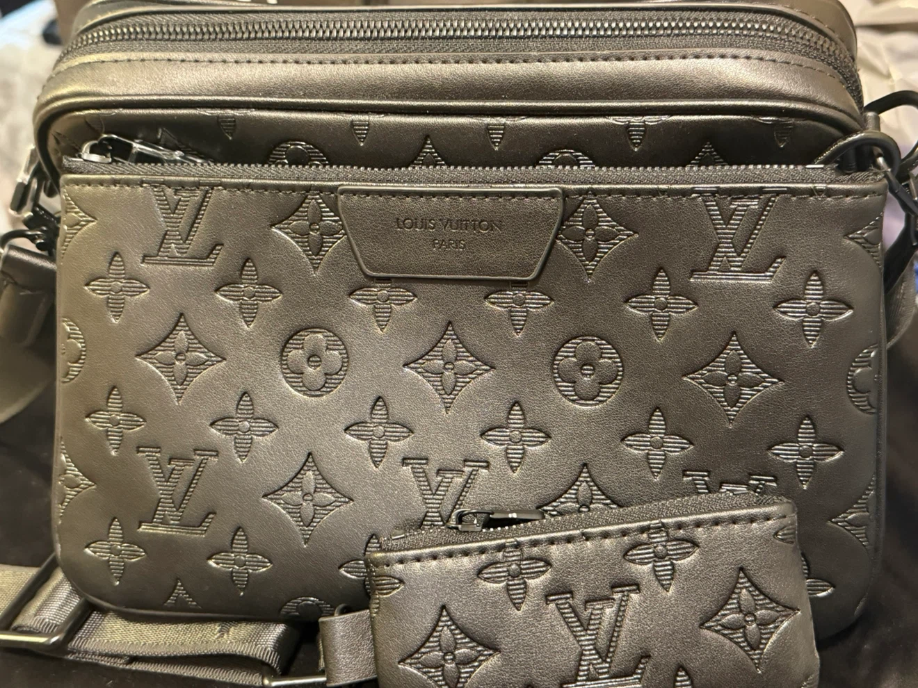 Lv - 3 Piece / BNIB - $500xx