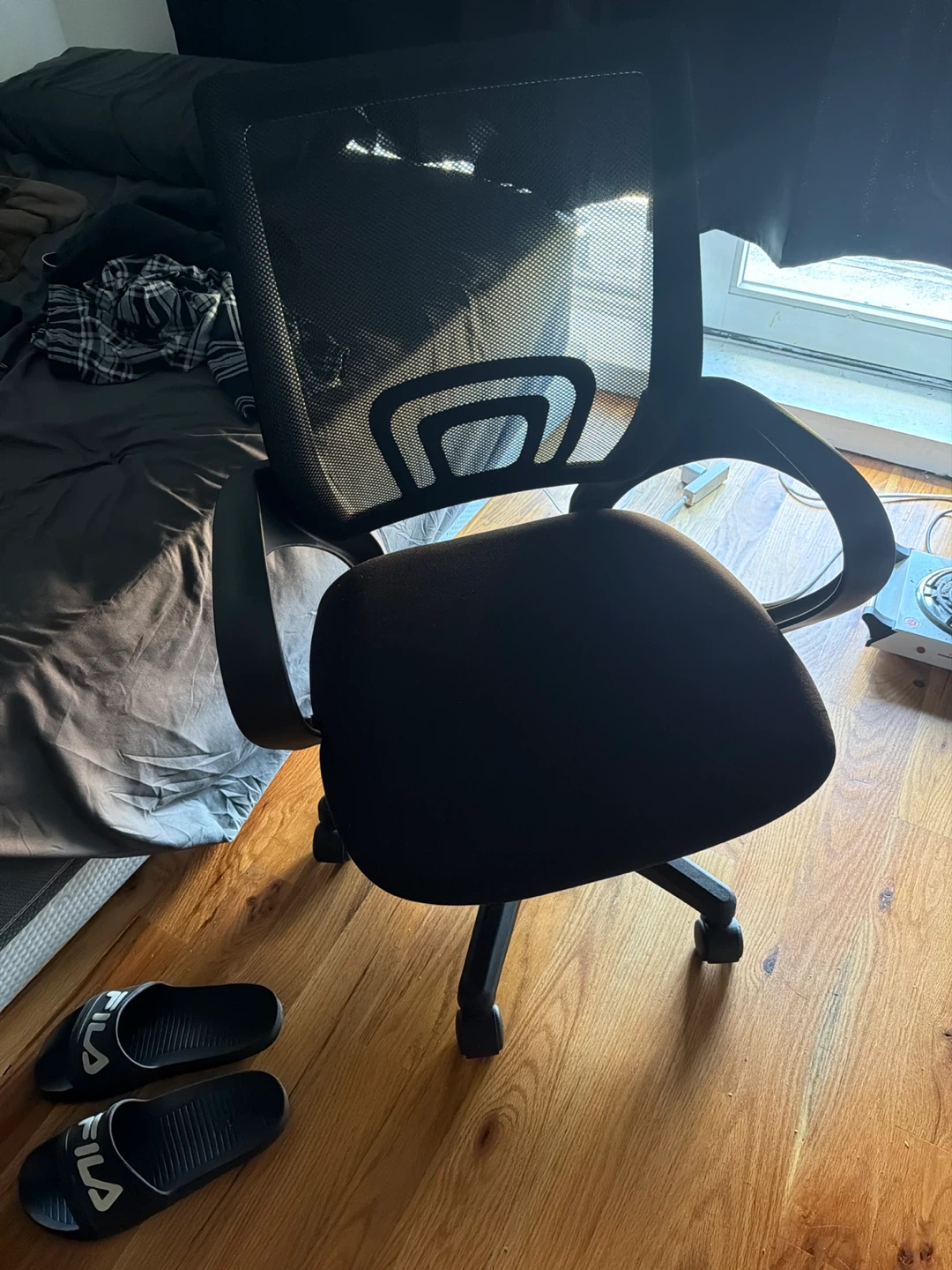 Black Mesh Office Desk Chair