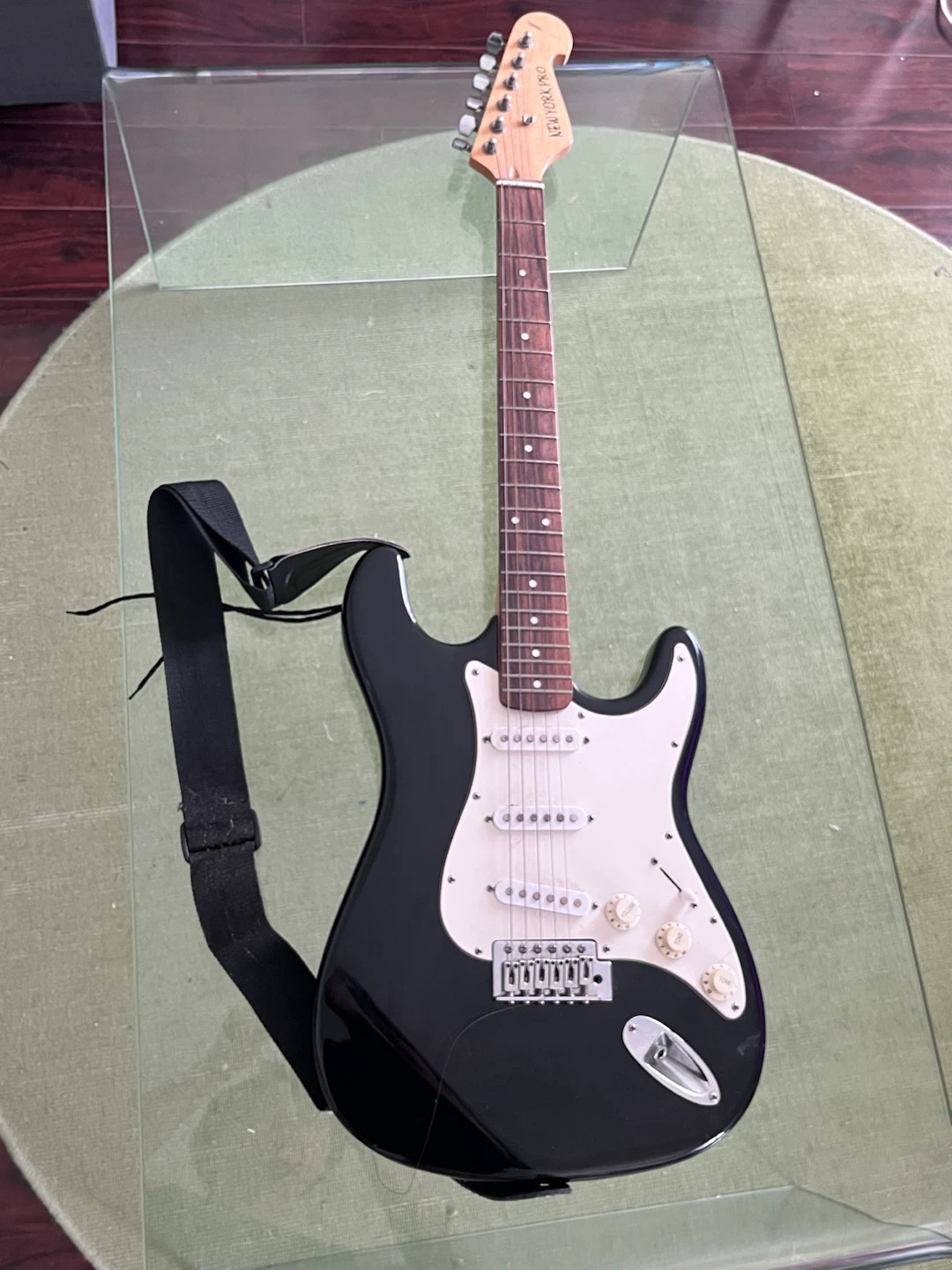 New York Pro Electric Guitar