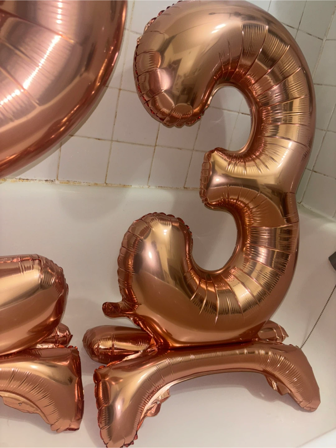 Standing birthday balloons 23 or 32 - photo 2