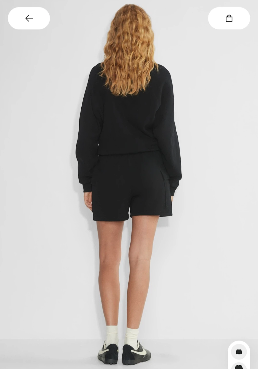 Aritzia Cozy sweatfleece mega cargo mid thigh short - photo 2
