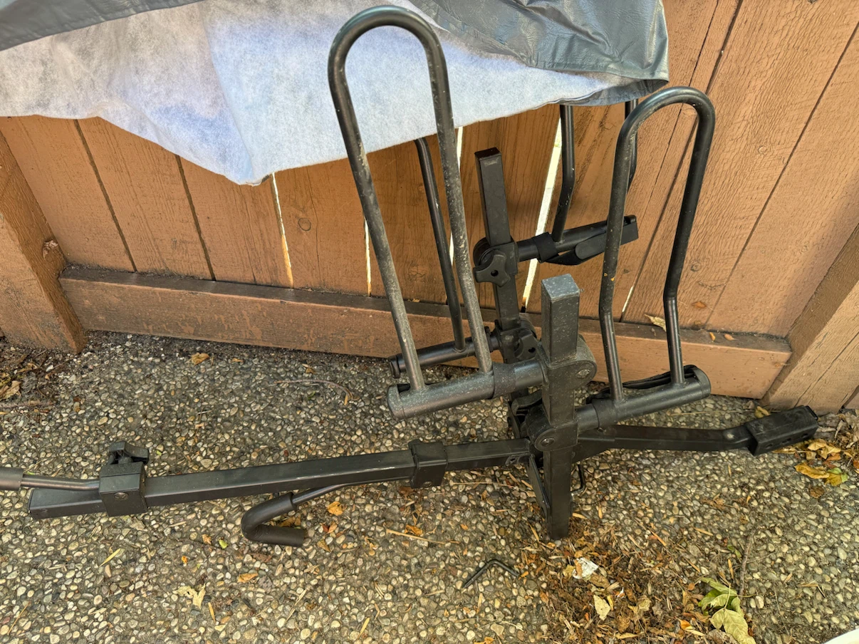 Hitch-mount bicycle rack