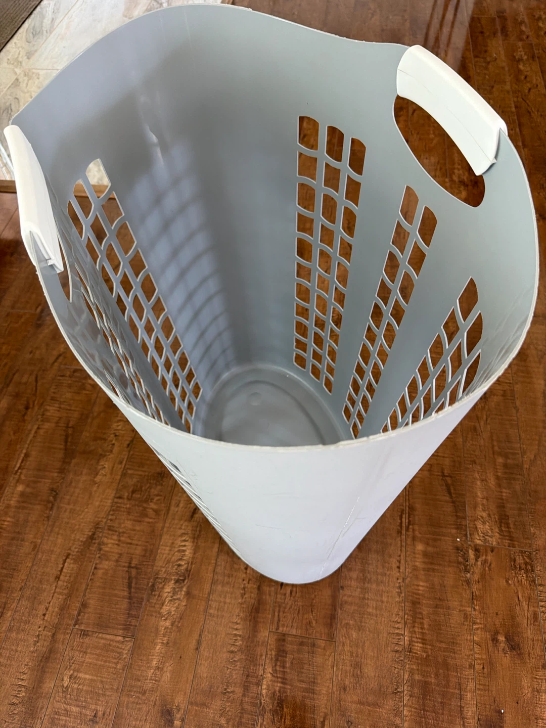 Grey Plastic Laundry Hamper - photo 3