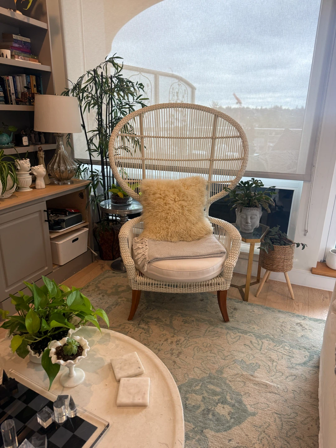White Wicker Accent Chair - photo 2