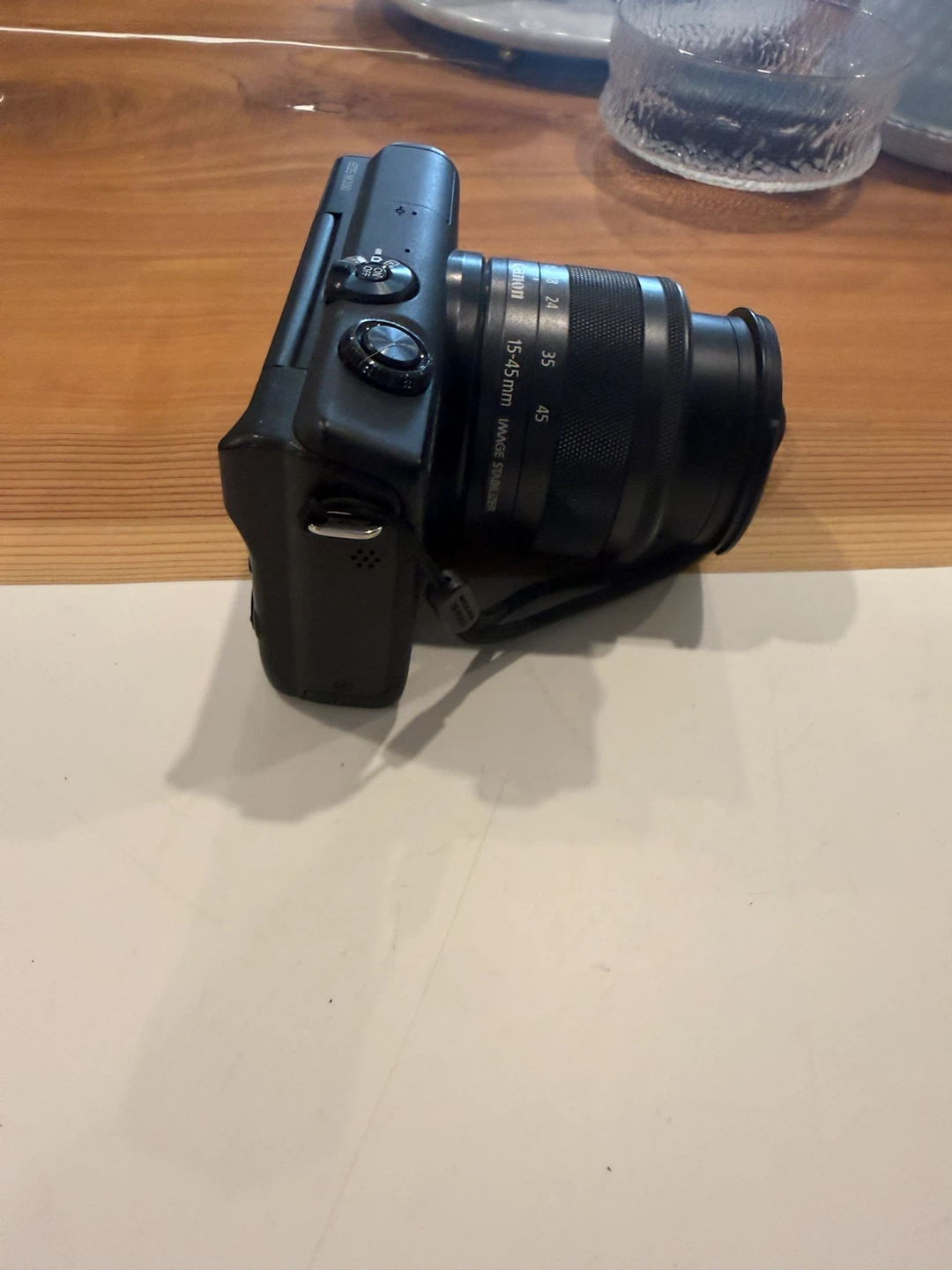 Canon EOS M200 Mirrorless Camera - photo 3