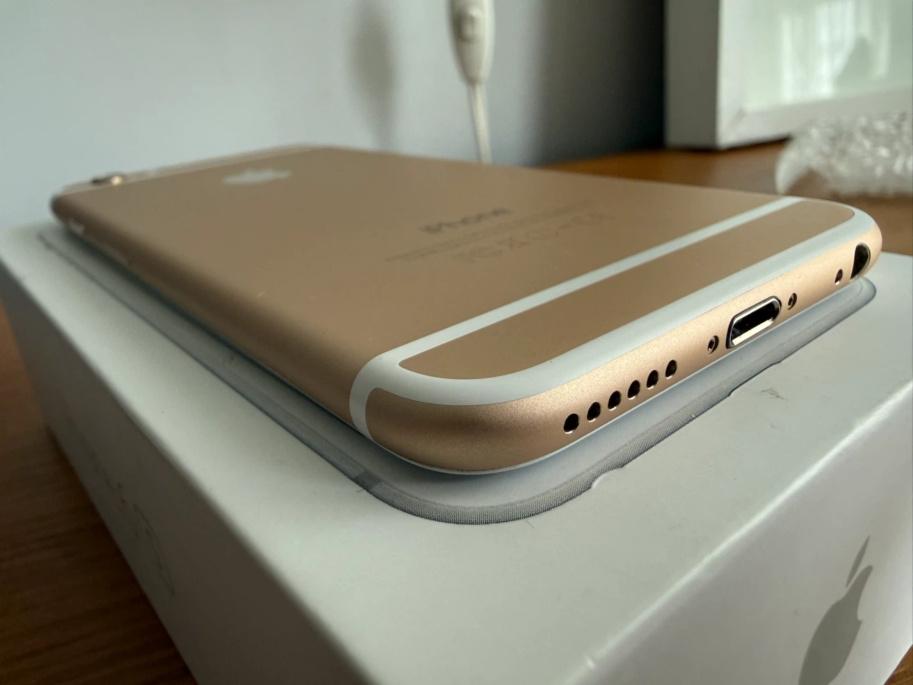 Apple iPhone 6s Gold - photo 4