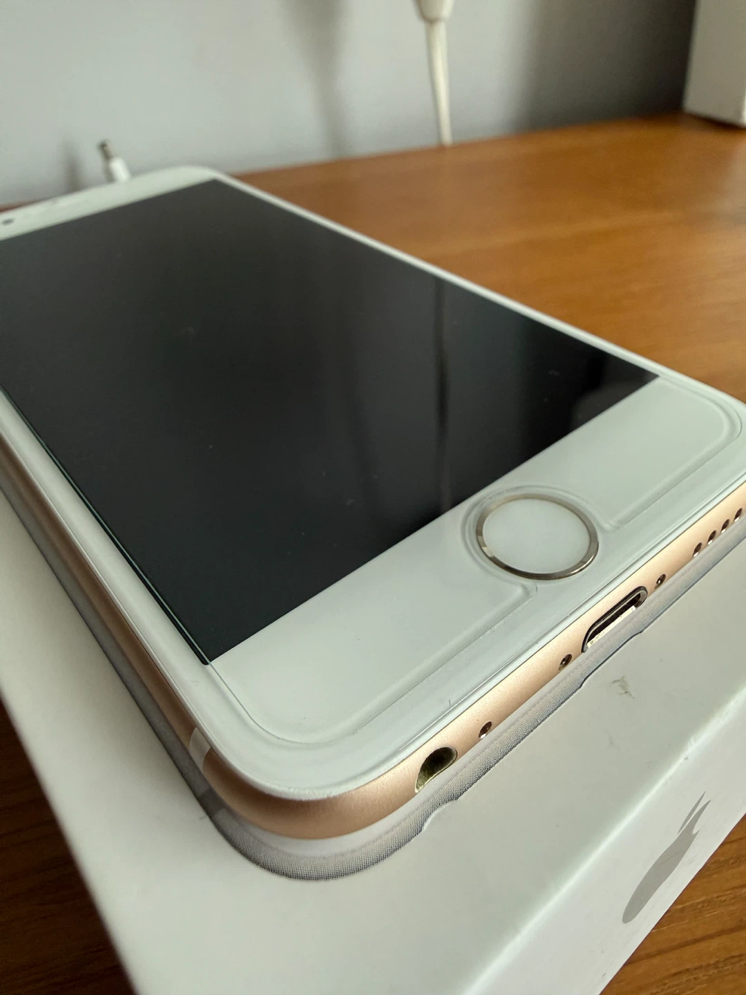 Apple iPhone 6s Gold - photo 5