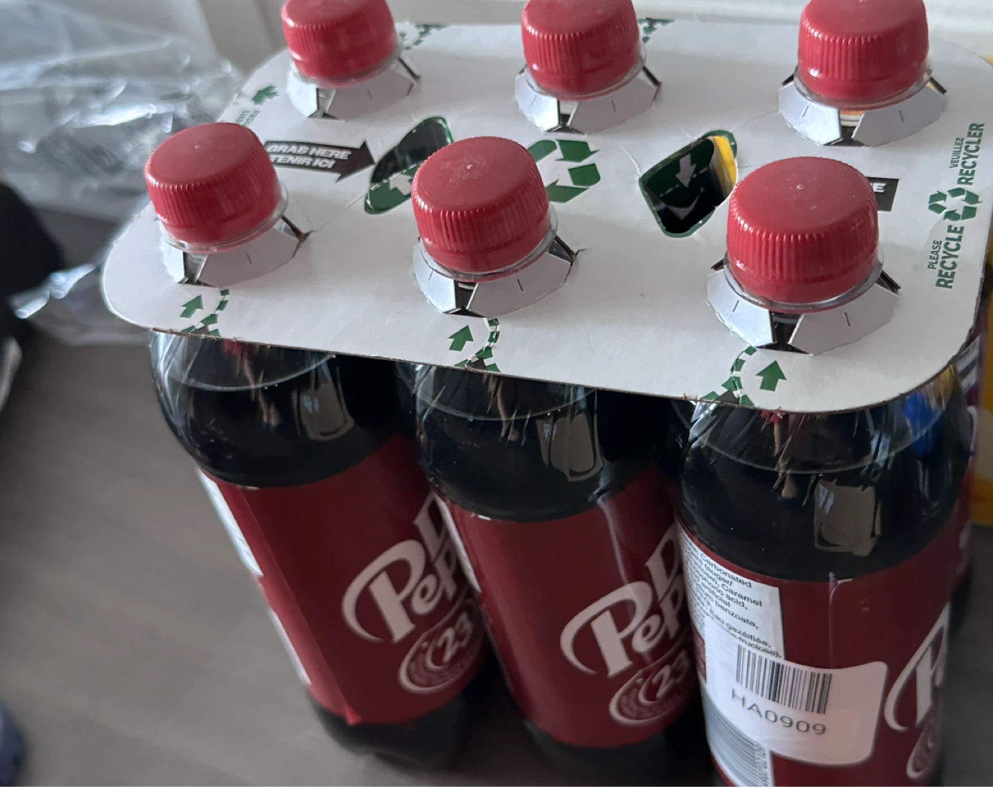 12 Pack Dr Pepper 710 ml Bottles - photo 2