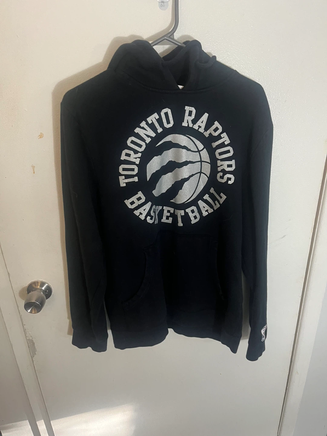 Mitchell & Ness Toronto Raptors Hoodie size m