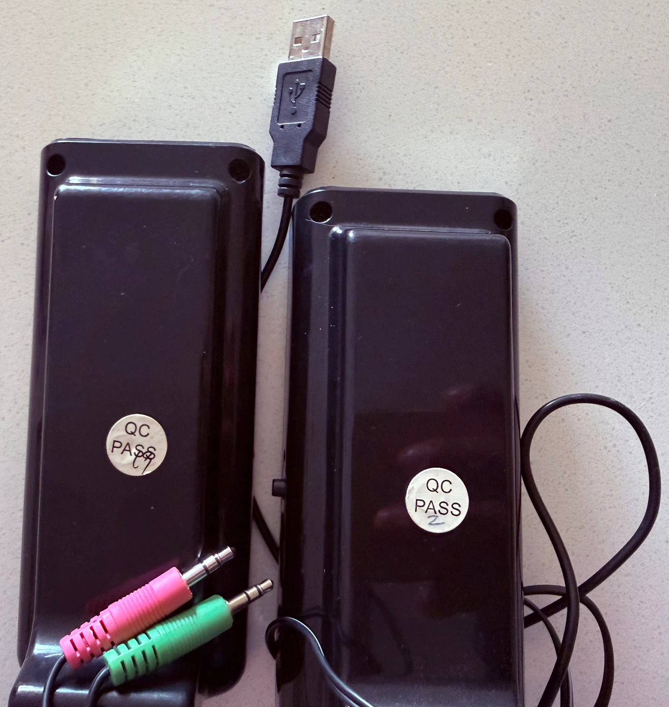 LIMITED EDITION • Authentic Designer GIVENCHY USB Speakers - photo 4