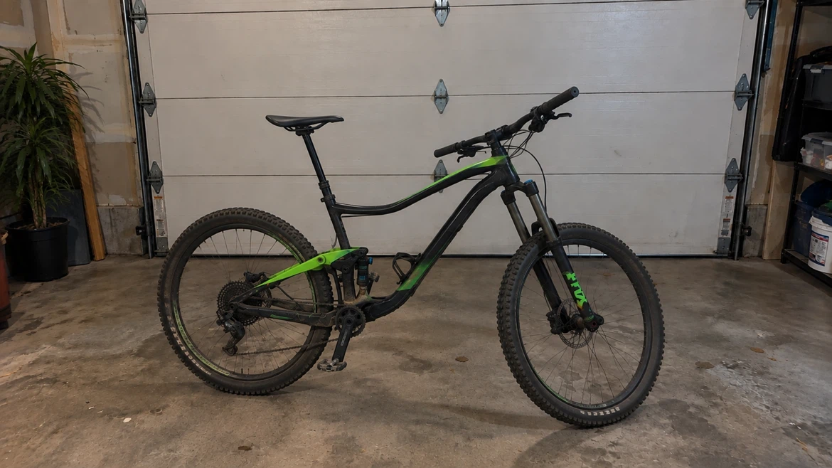 Giant Trance Mountain Bike