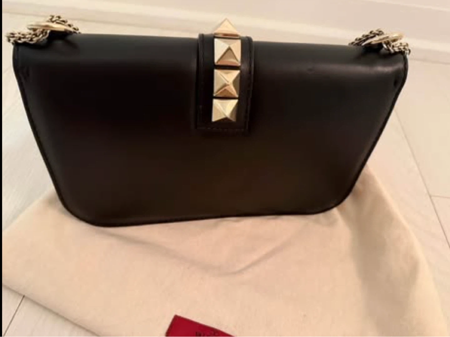 Valentino Garavani Glam Lock Rockstud L Bag - photo 4