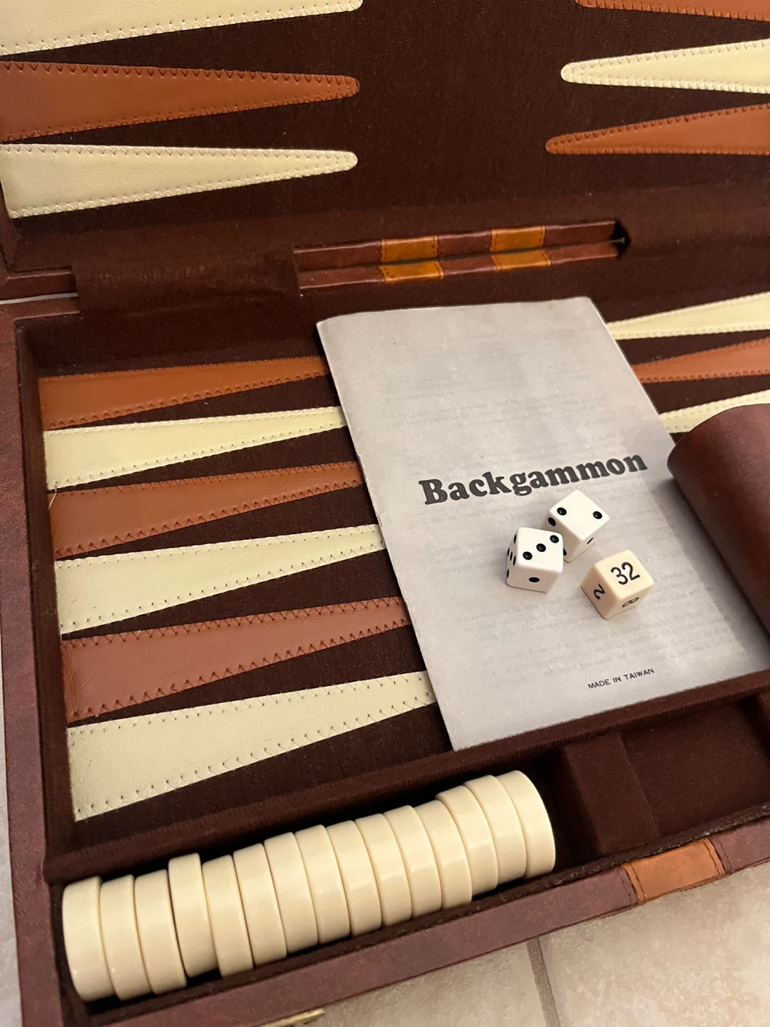 Classic Brown Backgammon Set - photo 4