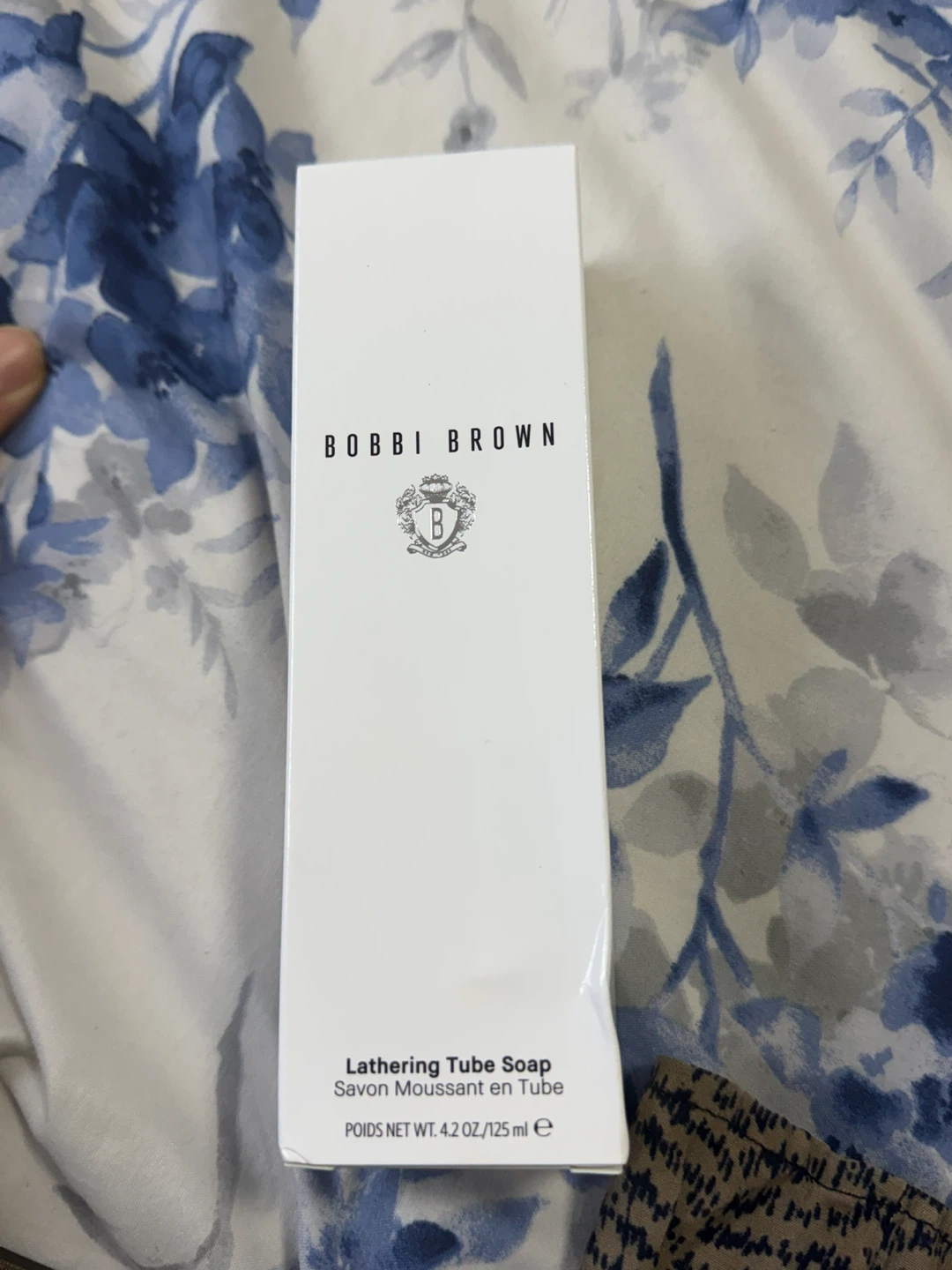 Bobbi Brown Weightless Skin Foundation N-090 Neutral Walnut - photo 4