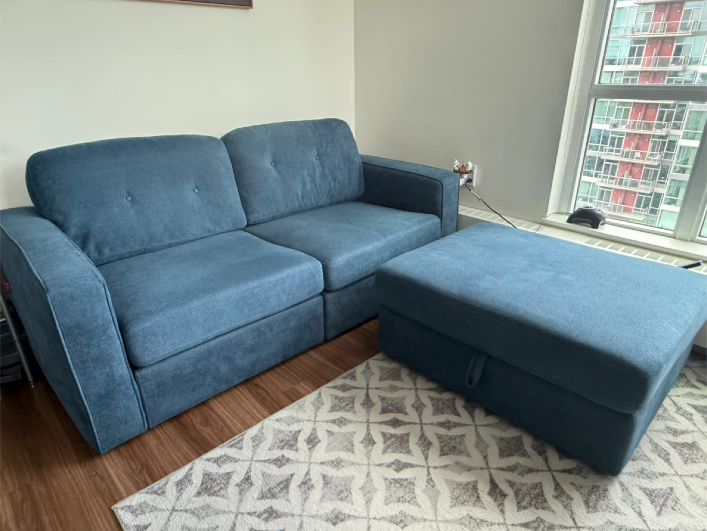 Leon’s Feeling Connected - Modular Sectional Sofa & Ottoman - photo 5