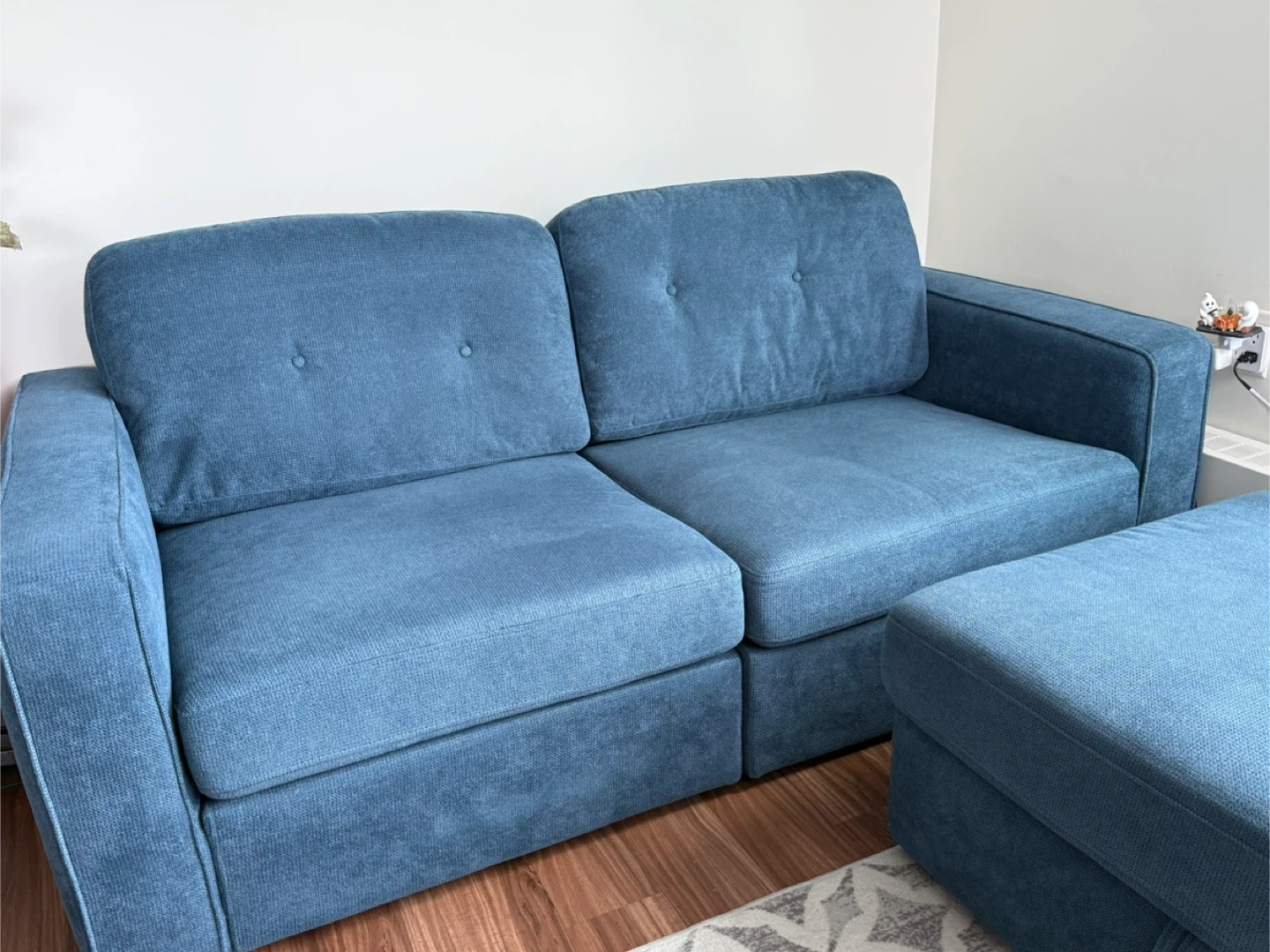 Leon’s Feeling Connected - Modular Sectional Sofa & Ottoman - photo 2