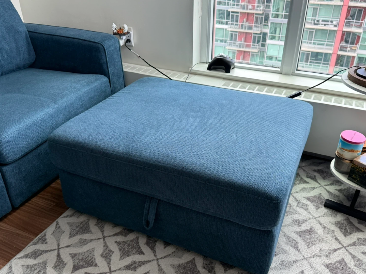 Leon’s Feeling Connected - Modular Sectional Sofa & Ottoman - photo 4