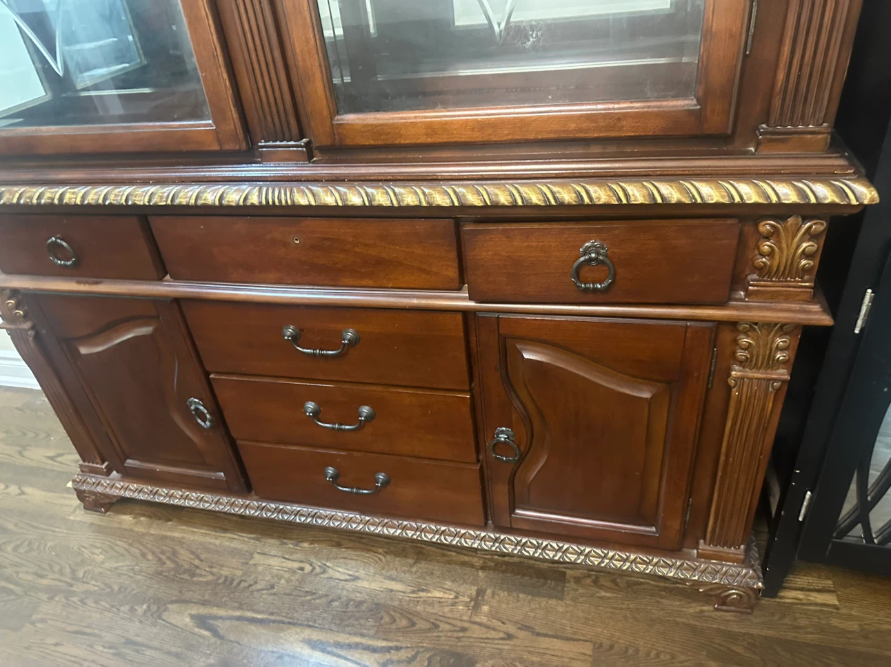 Traditional Wood Dining Hutch and Buffet - photo 4