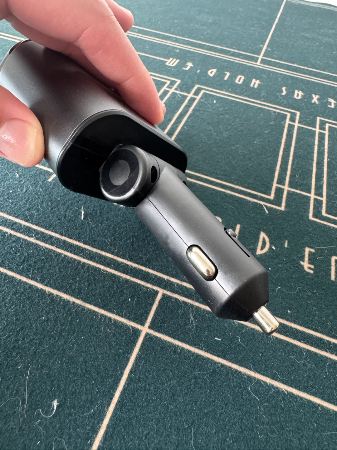 Multi-Port USB Car Charger - photo 2