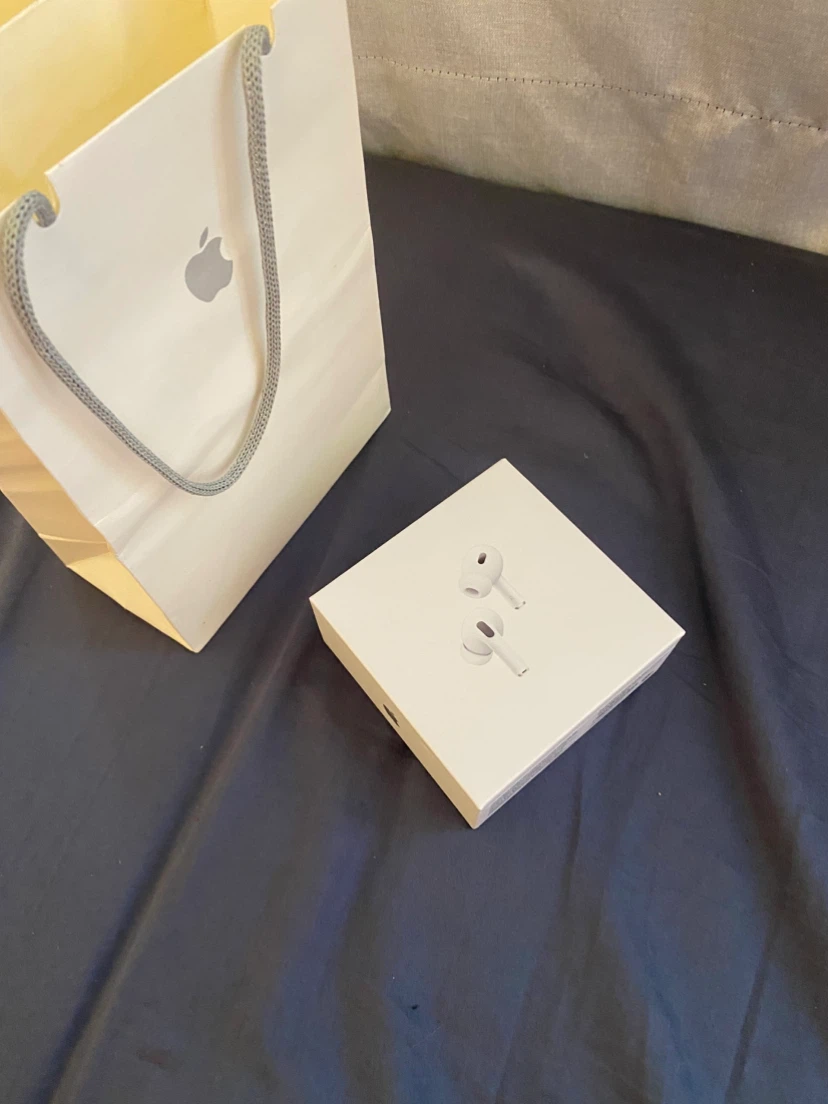 Apple AirPods Pro 2 ANC - photo 2