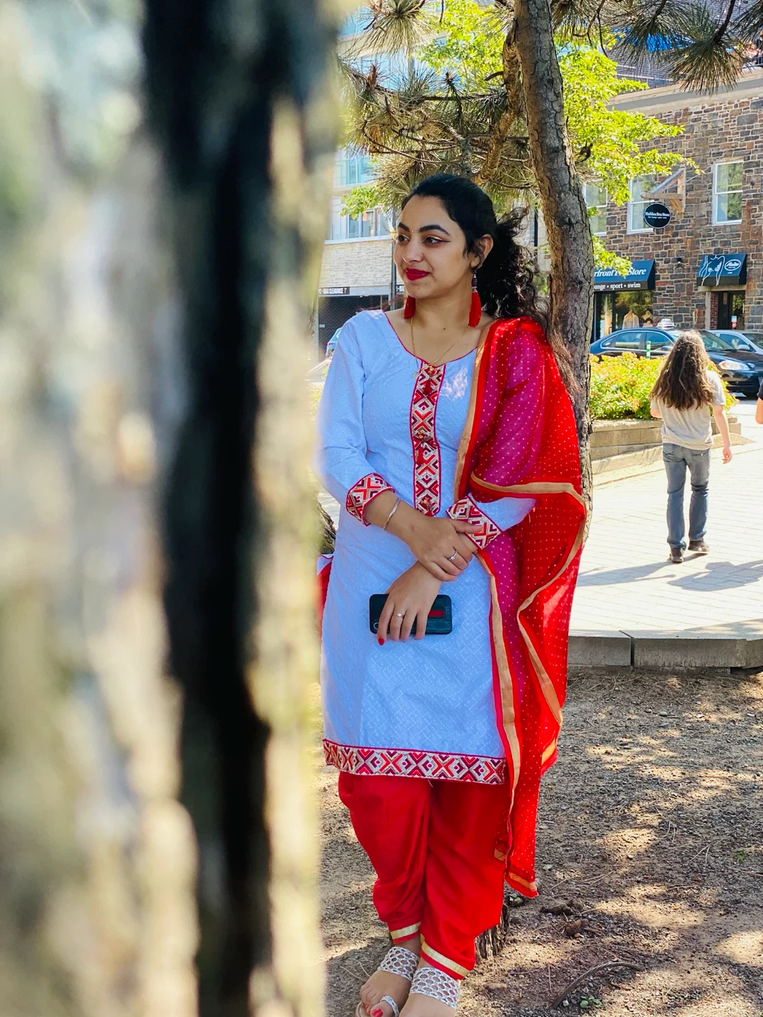 Traditional Salwar Kameez Outfit - photo 2