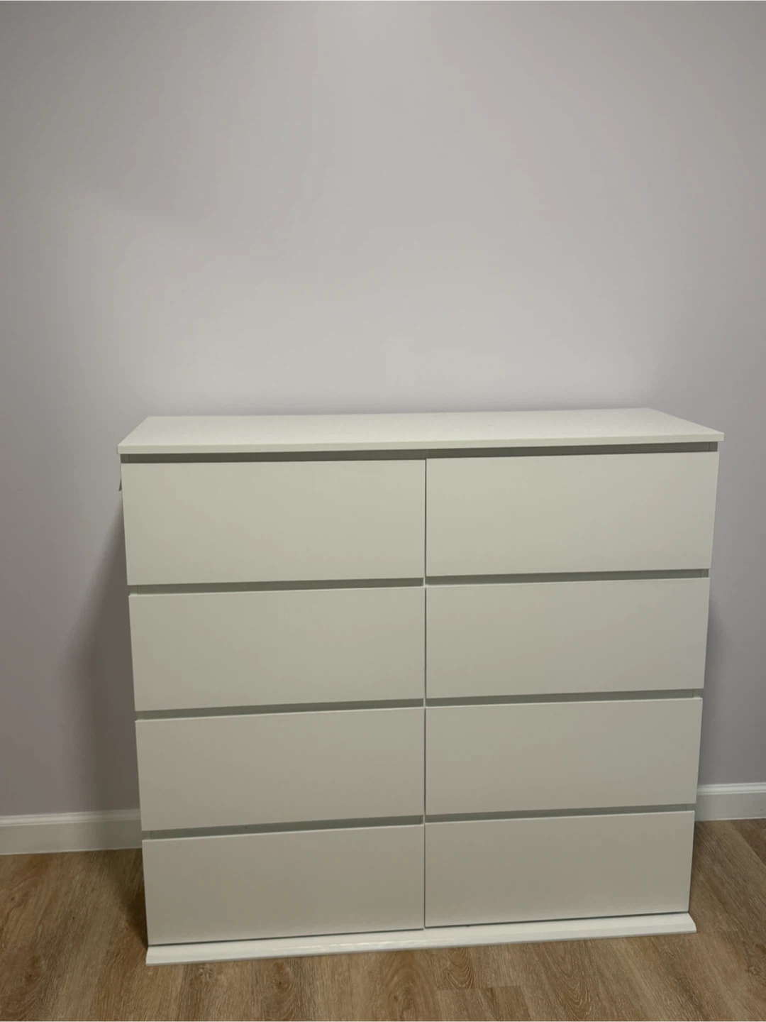 White 8-Drawer Dresser - photo 3