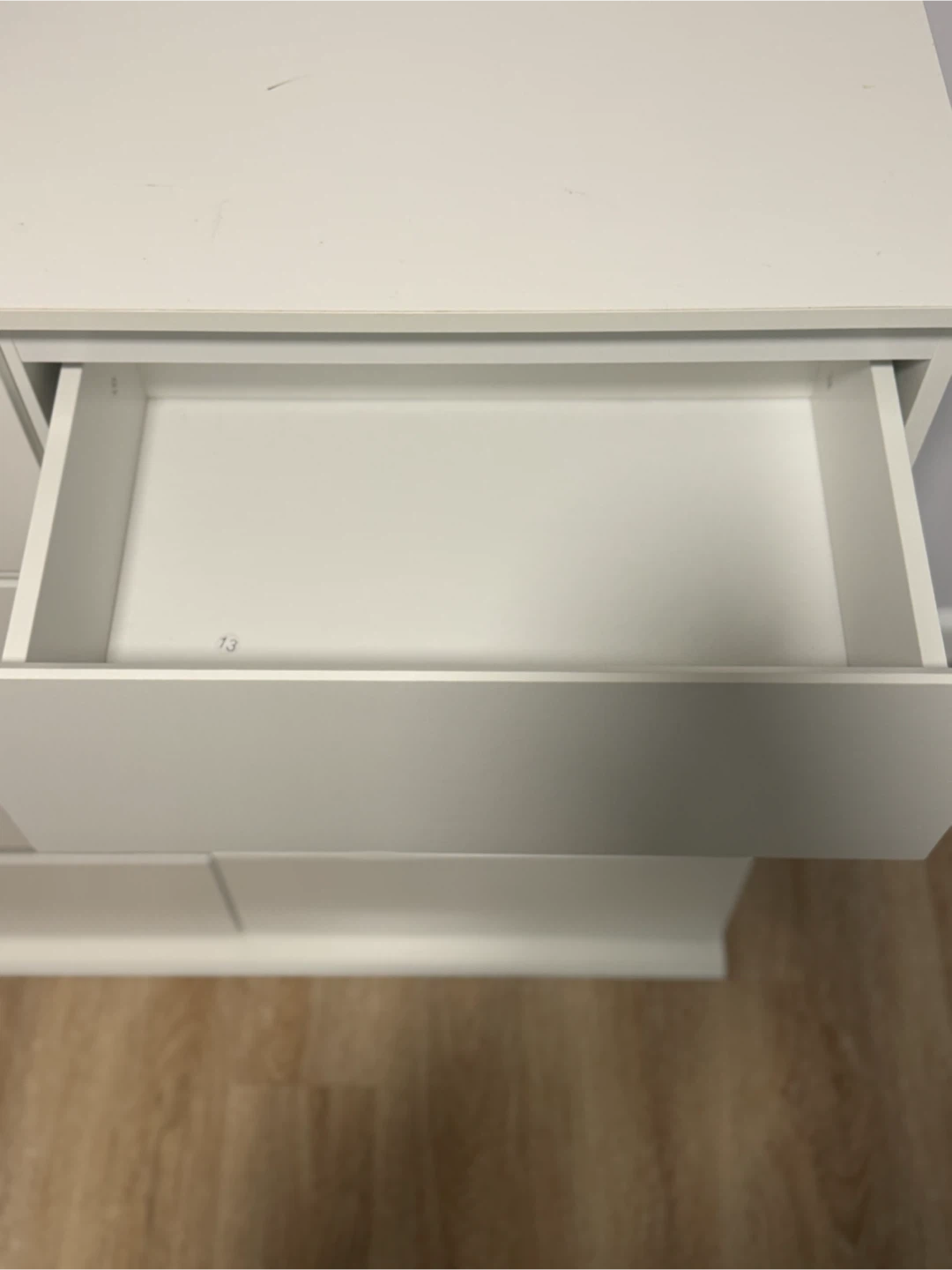 White 8-Drawer Dresser - photo 4