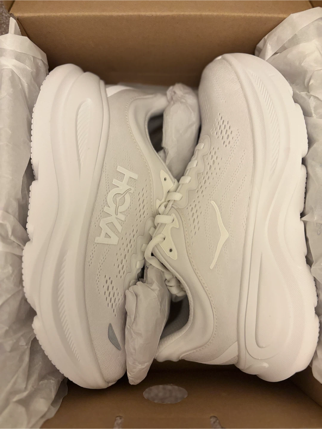 New Hoka Bondi 9 women 6.5 - photo 2