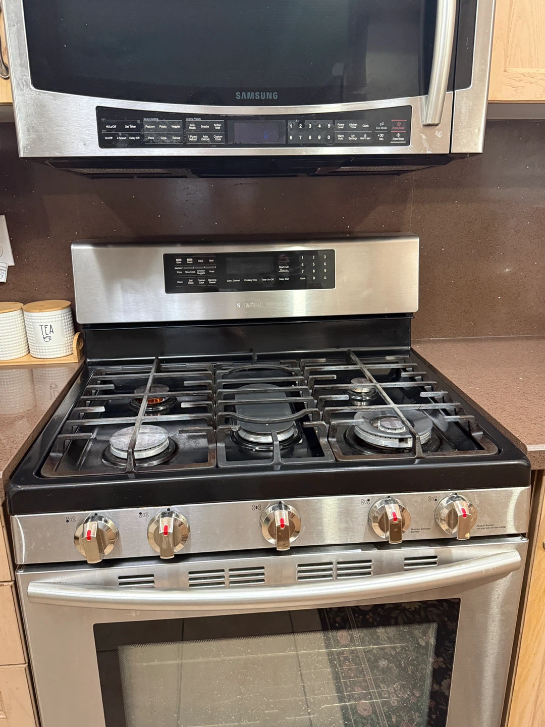 Samsung Gas Range with 5 Burners