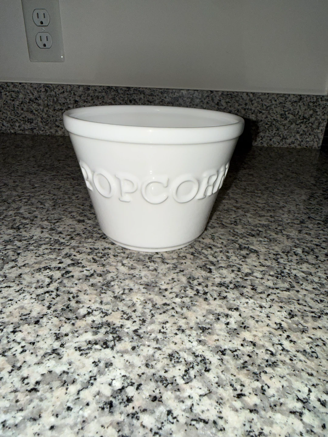 Crate & Barrel Ceramic Popcorn Bowls - photo 4