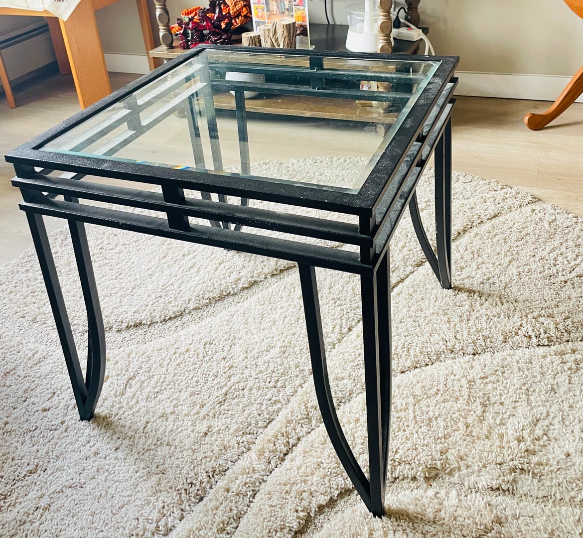 Black Metal and Glass Side Table - photo 2