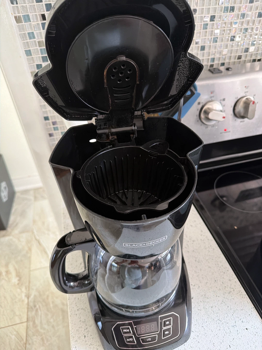 Black+Decker 12-Cup Programmable Coffee Maker - photo 2