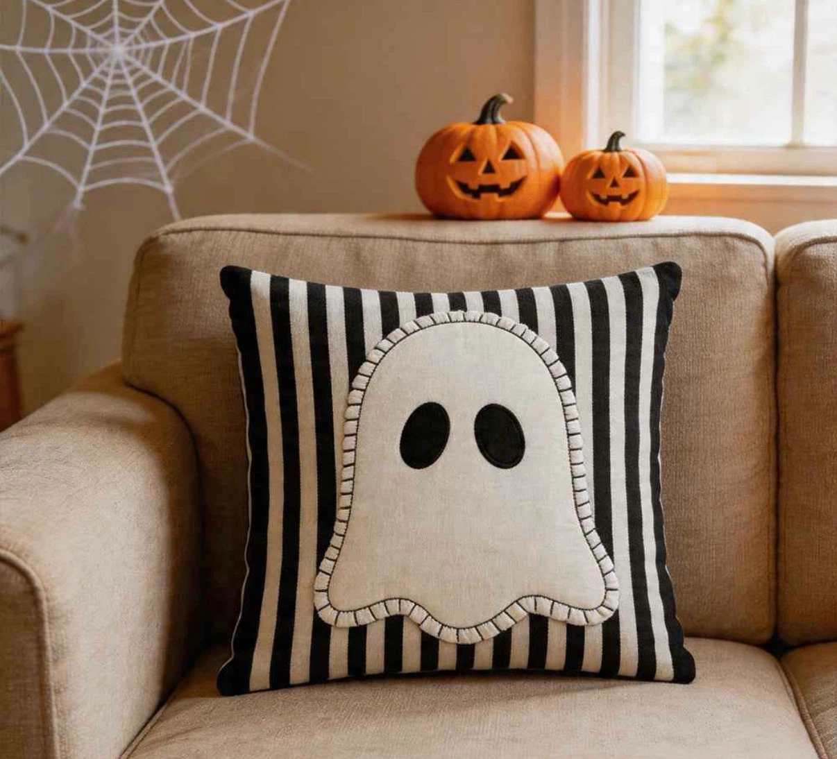Set of 4 Halloween Decorative Throw Cushions - photo 4