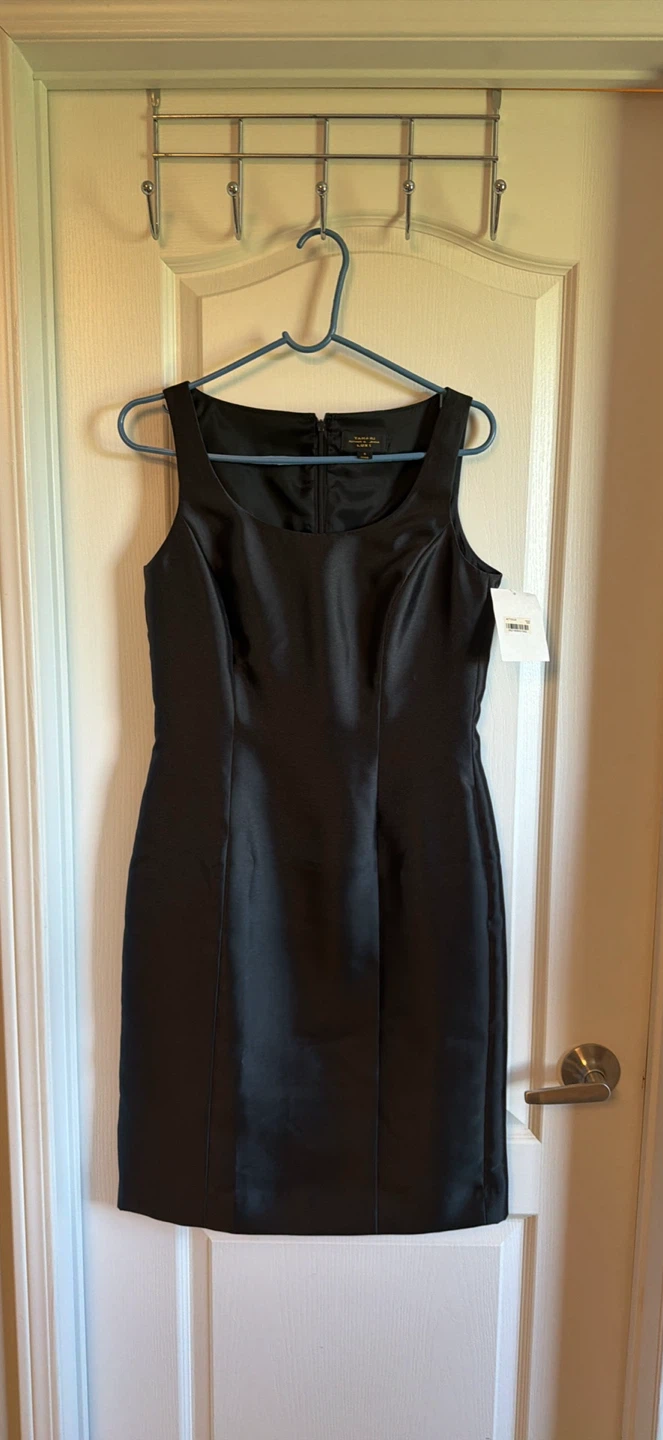 New Tahari Arthur S. Levine Black Sheath Dress - size 4