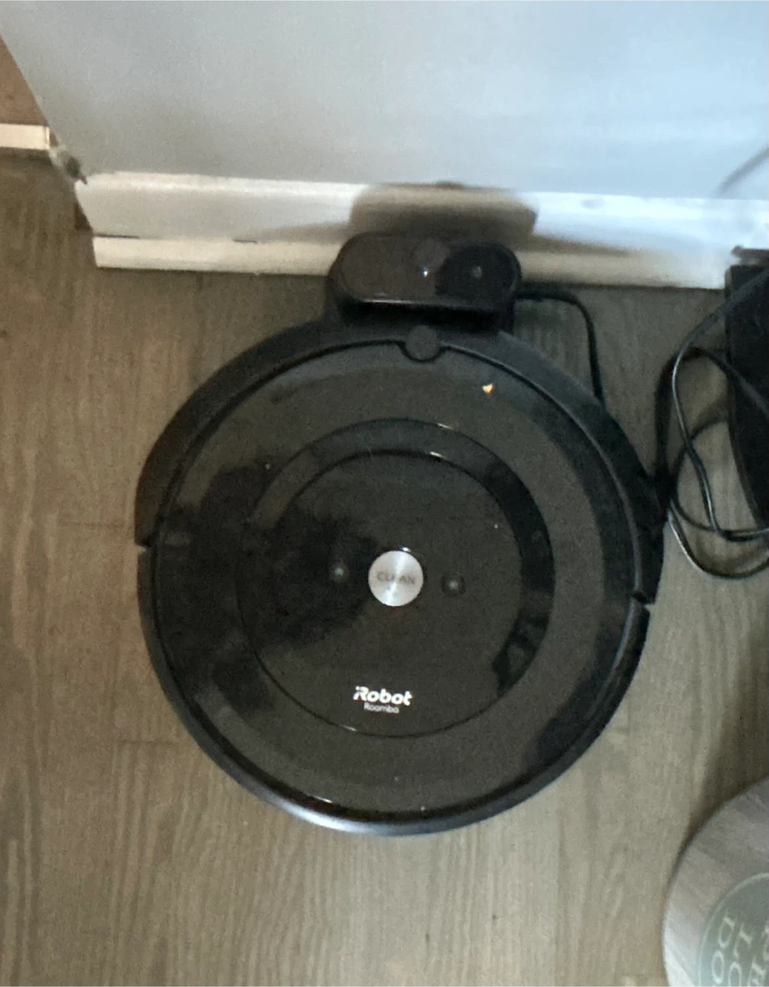 iRobot Roomba Robot Vacuum - photo 2